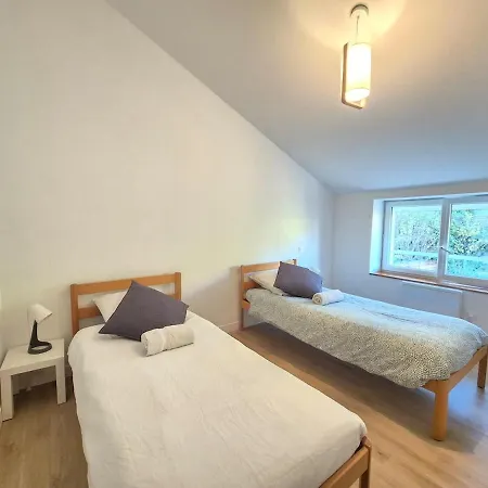 La Pomerelle #terrasse#garage 아파트