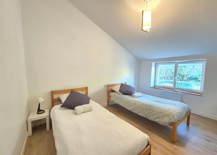 La Pomerelle #terrasse#garage 아파트