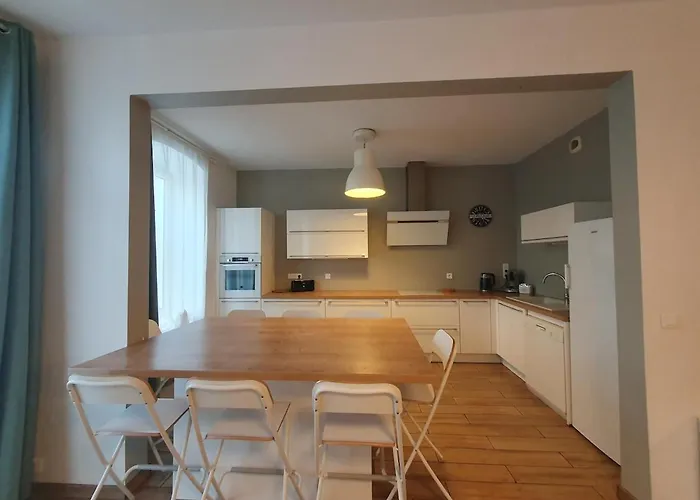 La Pomerelle #terrasse#garage 아파트 *